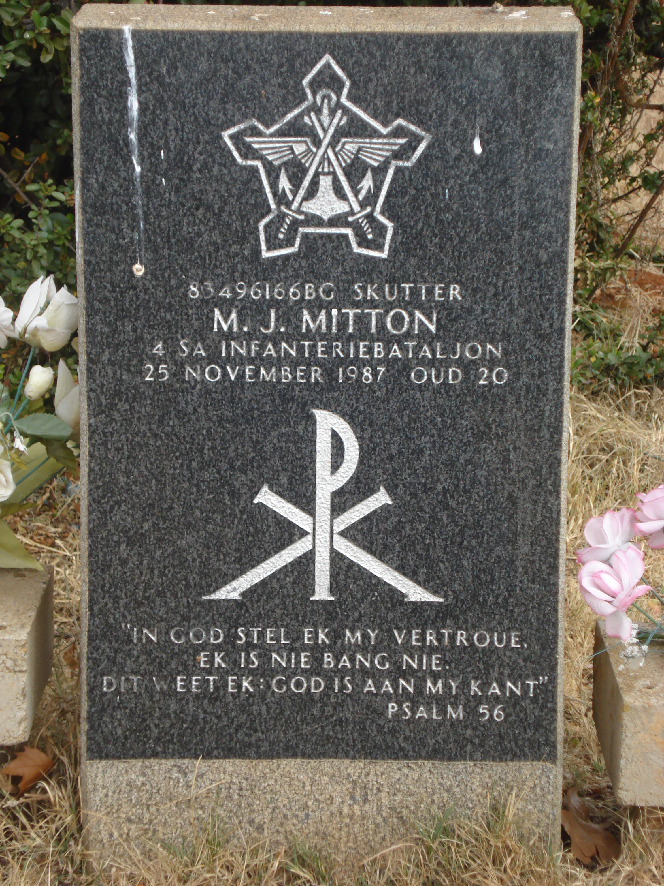 Photo from /search/photos/South Africa/Gauteng/CARLETONVILLE (WEST WITS) CEMETERY/CARLETONVILLE (WEST WITS) CEMETERY_mitton_mj.JPG